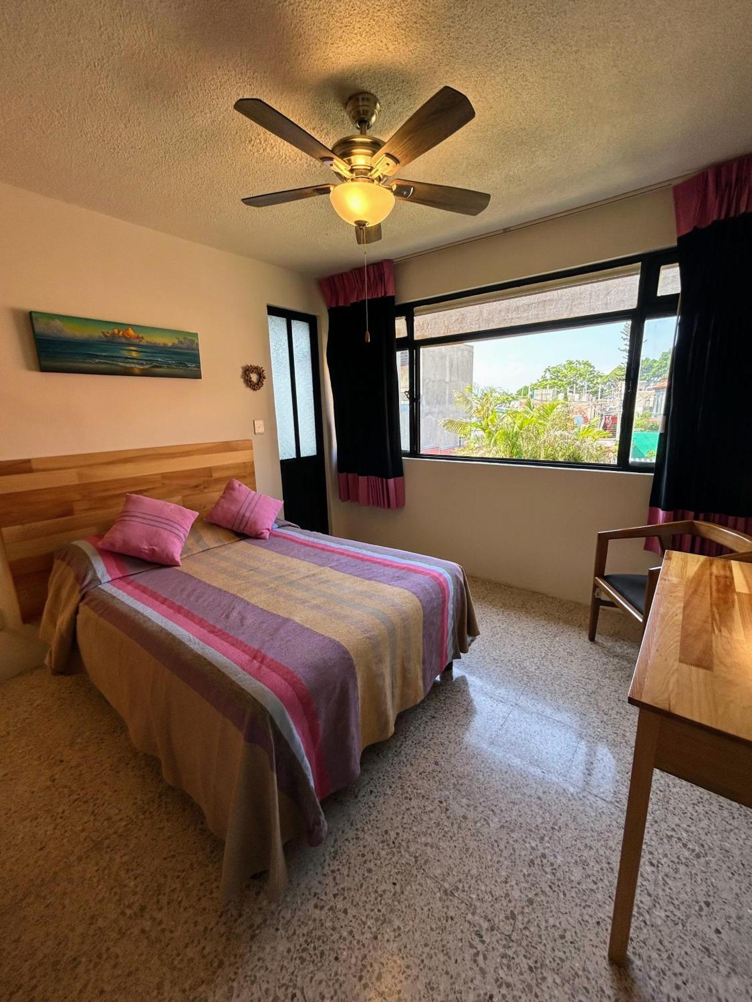 Casa De Las Palmas Guest House Oaxaca ภายนอก รูปภาพ