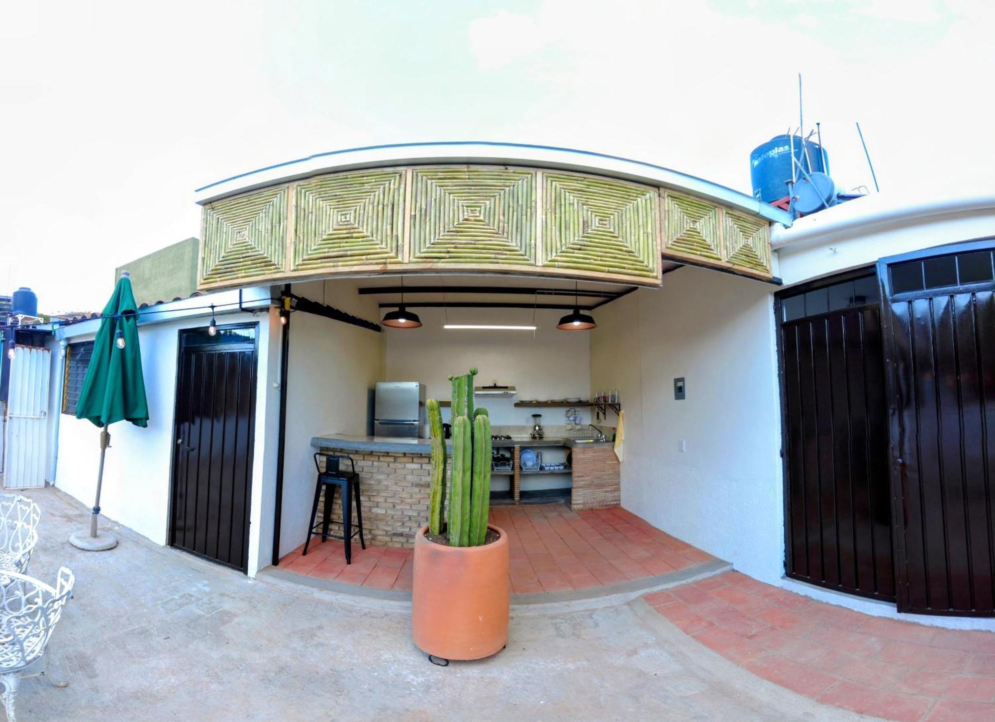 Casa De Las Palmas Guest House Oaxaca ภายนอก รูปภาพ
